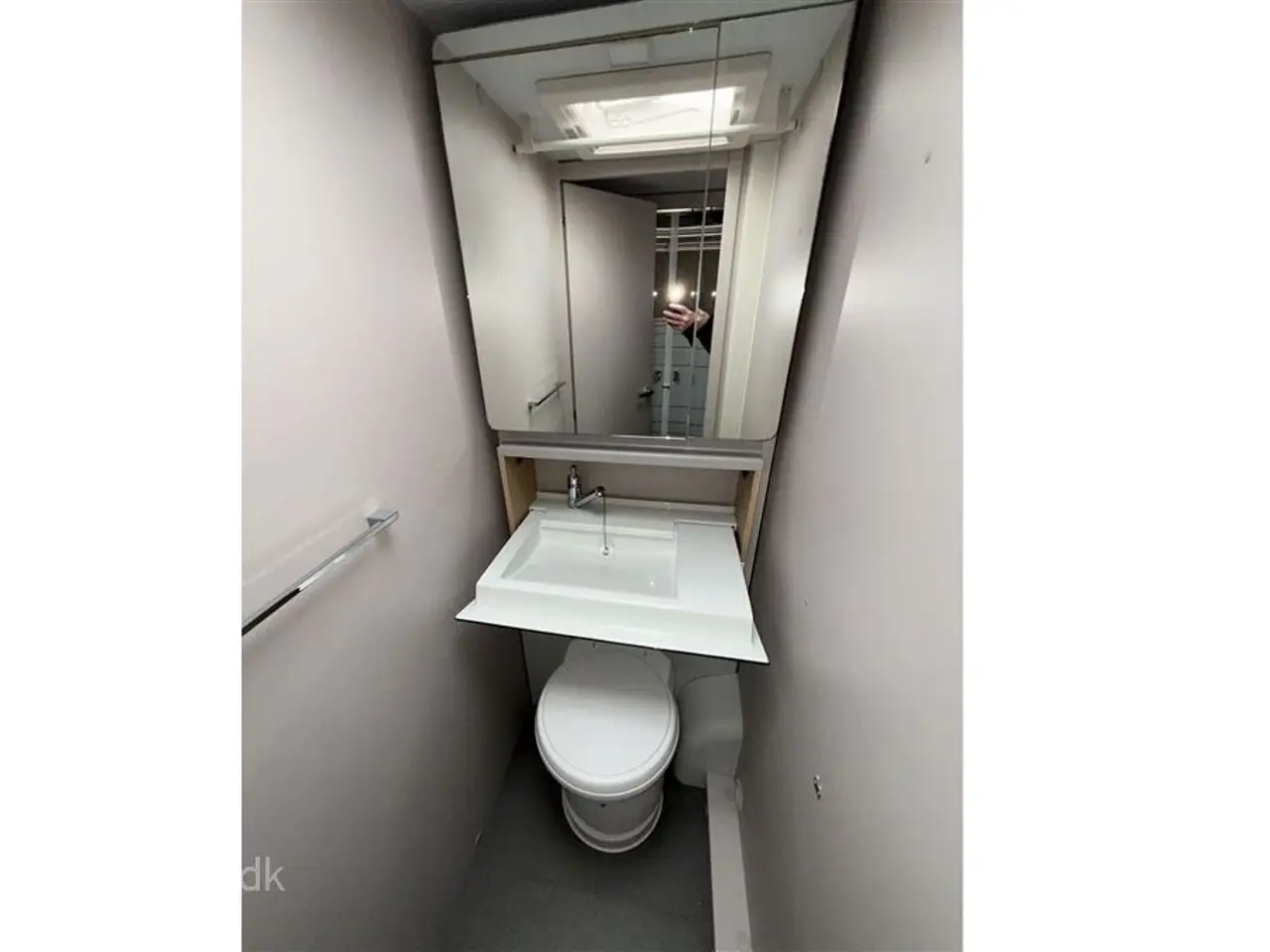 Billede 11 - 2021 - Adria Adora 673 PK Twin Lækker famillie vogn med køje med dobbeltseng fra Hinshøj Caravan