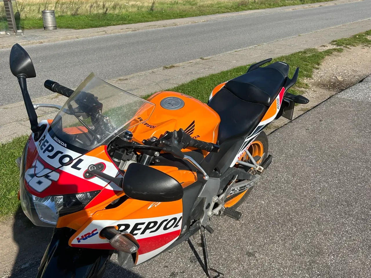 Billede 6 - Honda Cbr Repsol 125cc