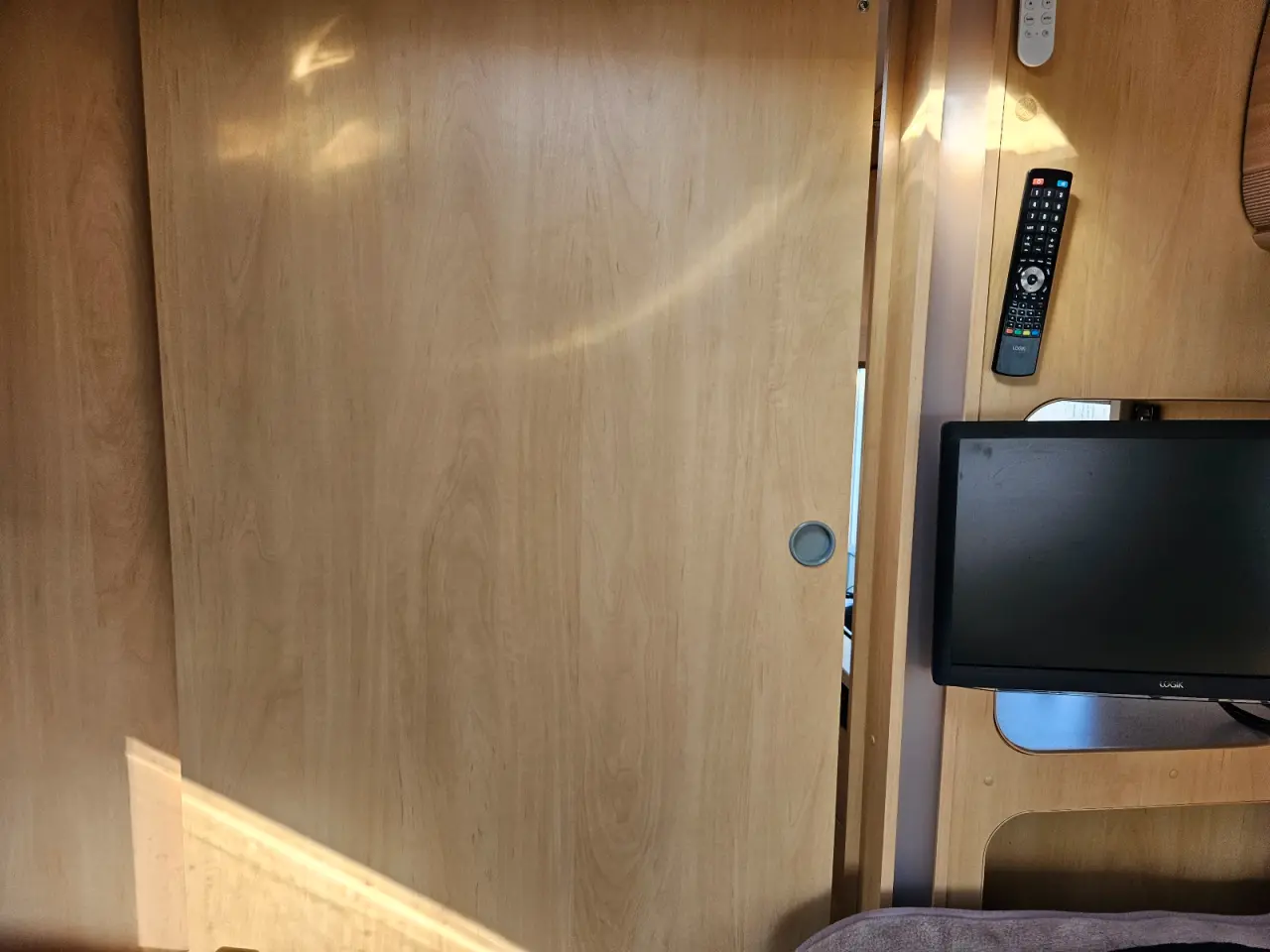 Billede 15 - Detleffs 510 V camper med enkelt senge