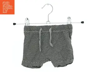 Stribede shorts til børn fra H&M (str. 50)