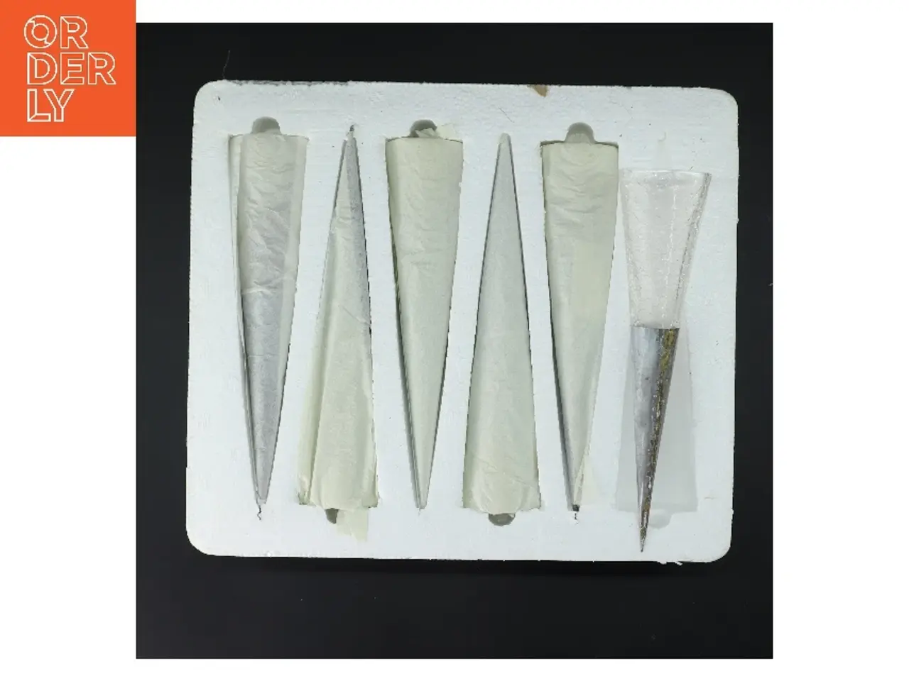 Billede 1 - Glas julekegler (str. 6 stk 21,5 cm)