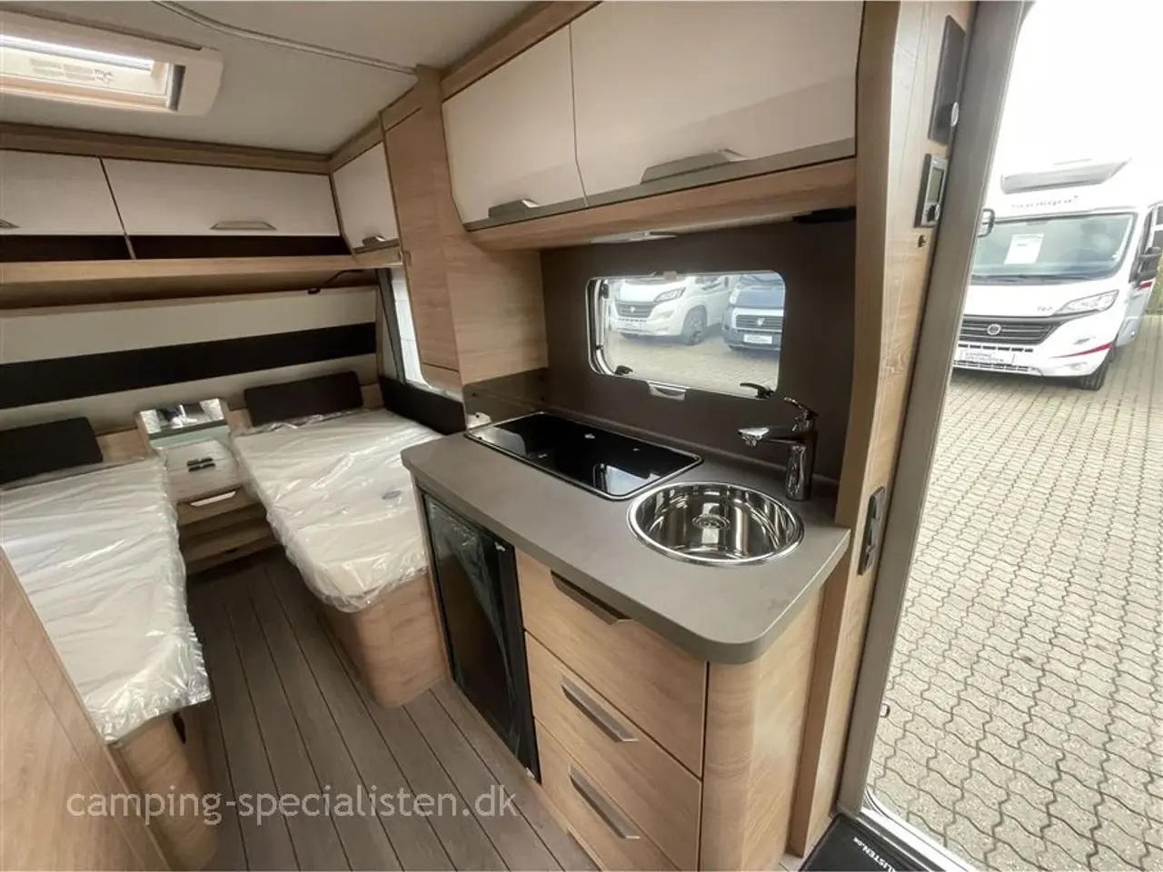 Billede 9 - 2026 - Knaus Südwind 460 EU Knaus Südvind 460 EU Black Selection model 2026 - kan nu opleves hos Camping-Specialisten.dk i Silkeborg