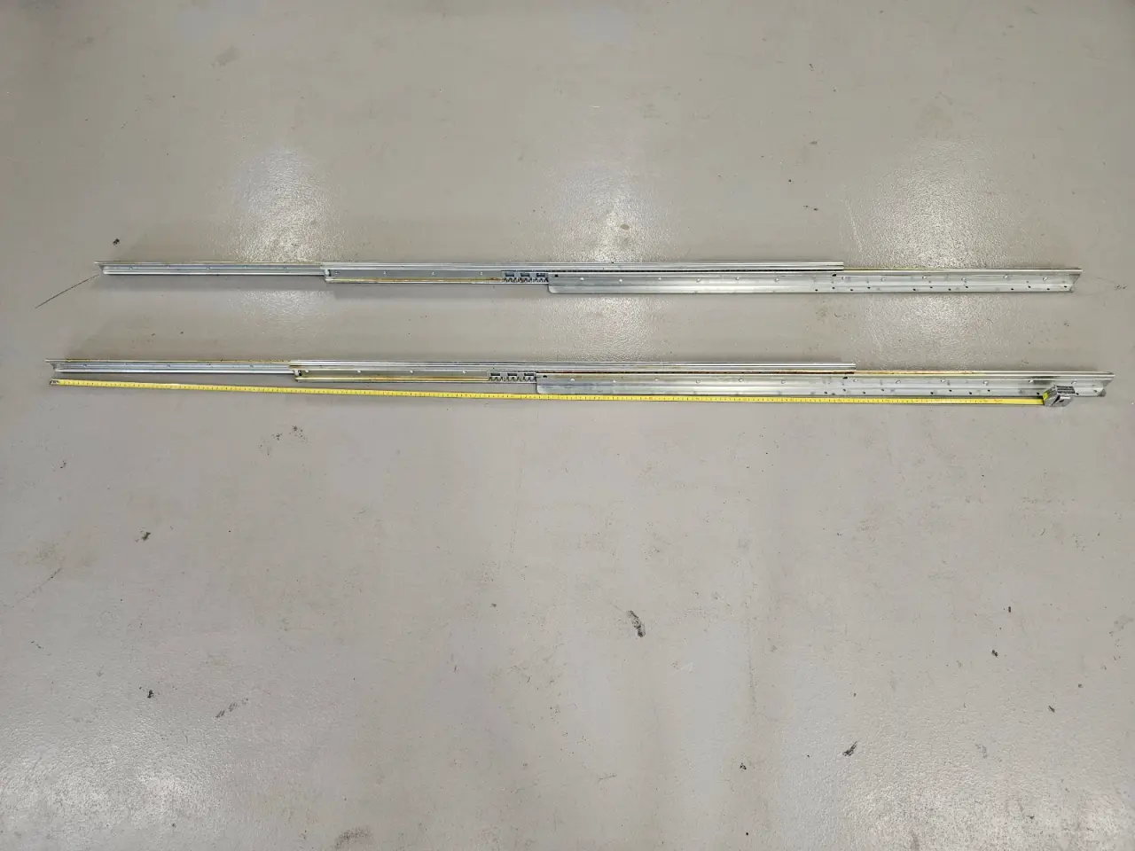 Billede 3 - Udtræksskinner til eks. spisebord. 2700 cm