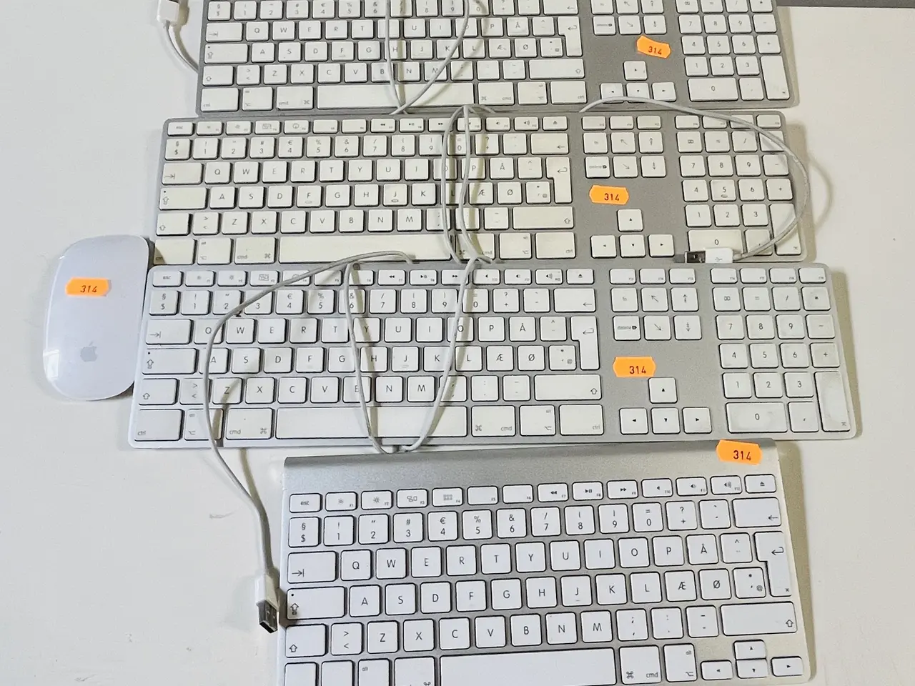 Billede 1 - 4 stk. Keyboards + Mus APPLE Model A1314 + A1243