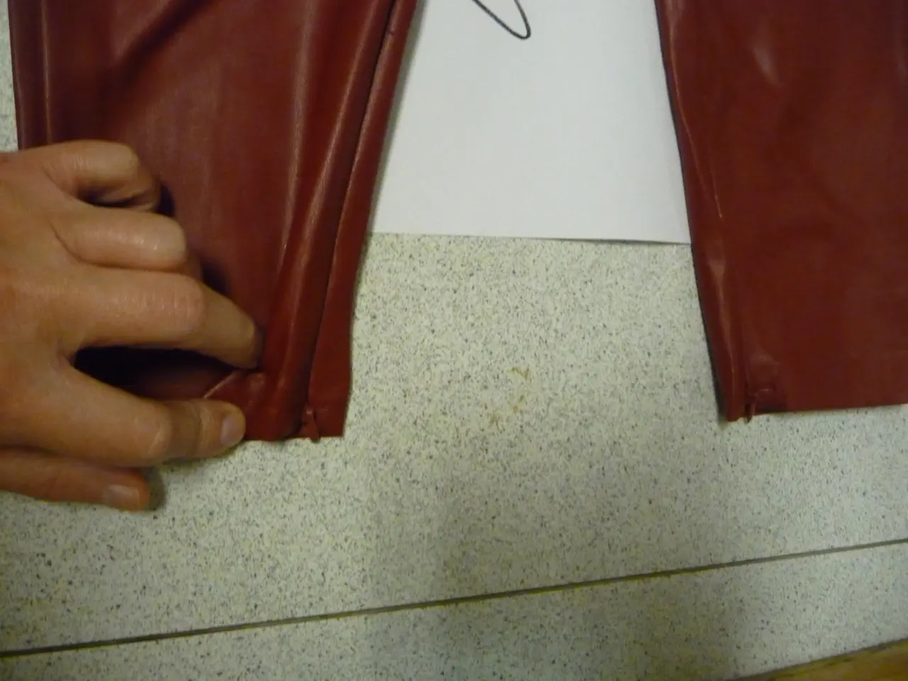 Billede 6 - leggins fake læder str m bordeaux