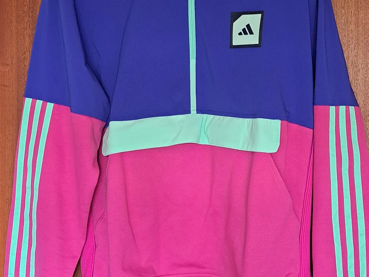Billede 2 - Adidas golf kollektionsprøve, halfzip,velcro lomme