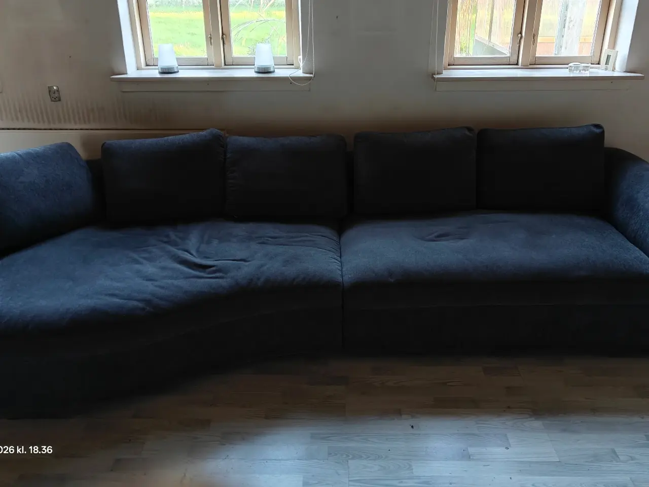 Billede 2 - Fin sofa i kraftig blød stof