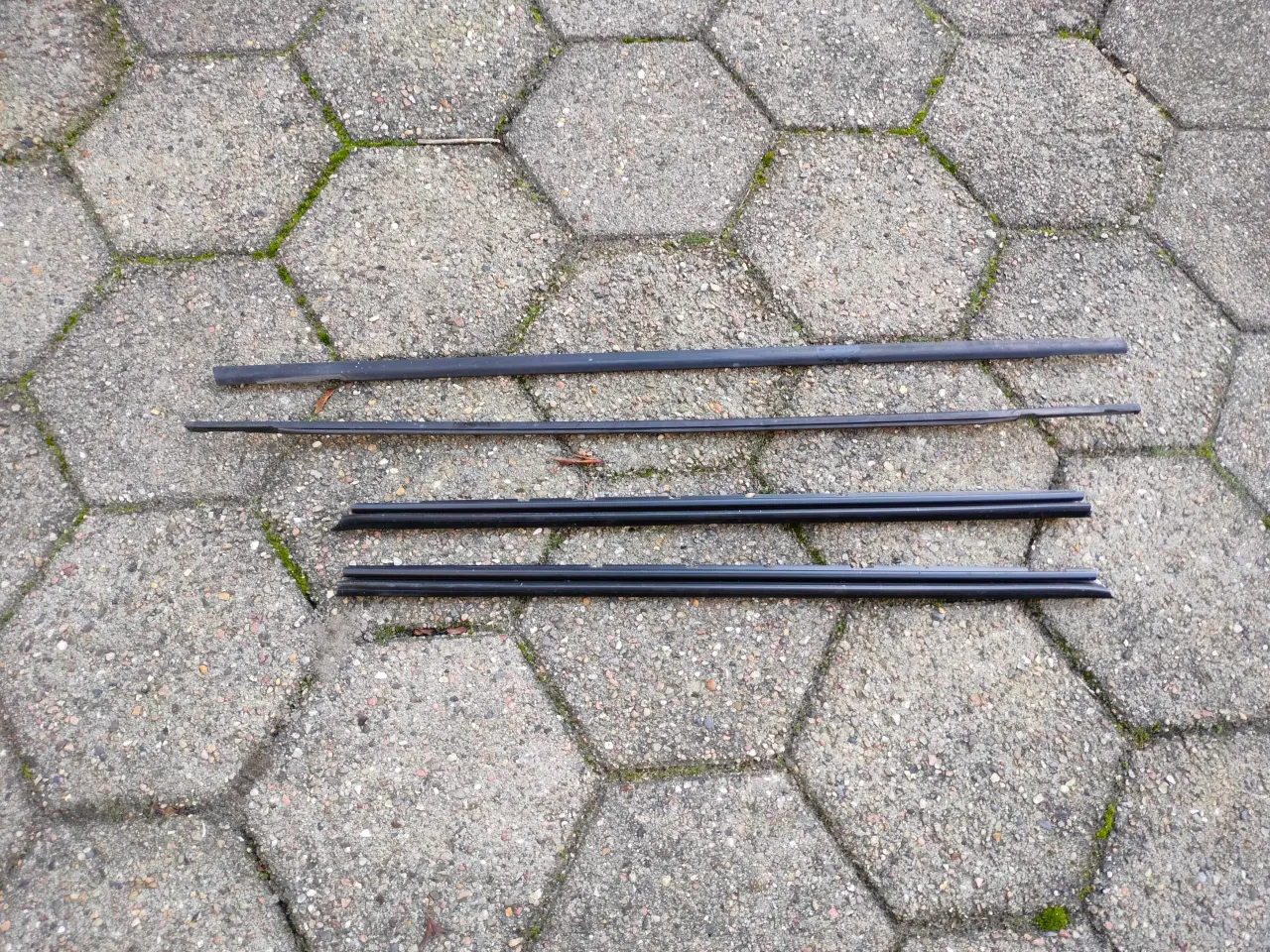 Billede 1 - VW Touran 1T/1T2 sæt vindues liste fordøre