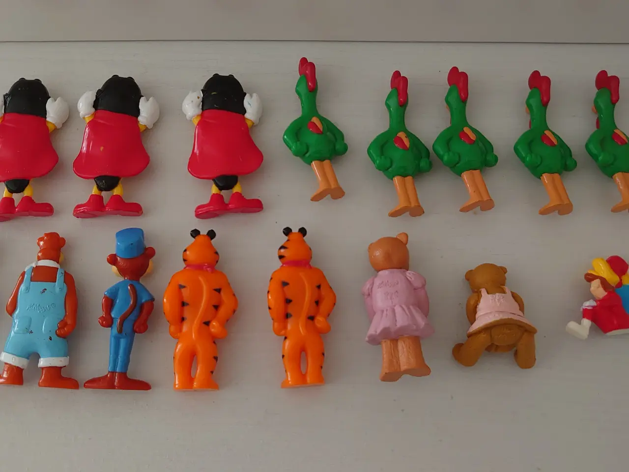 Billede 7 - 17 stk vintage Kellogg´s plastfigurer i god stand.