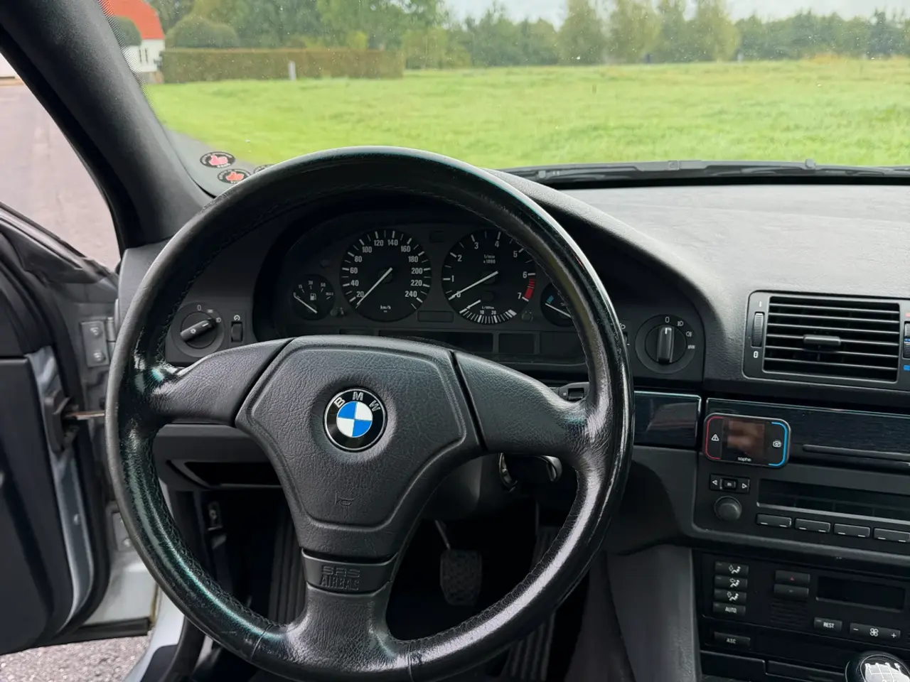 Billede 17 - BMW 523i 5 gear sedan 170 hk