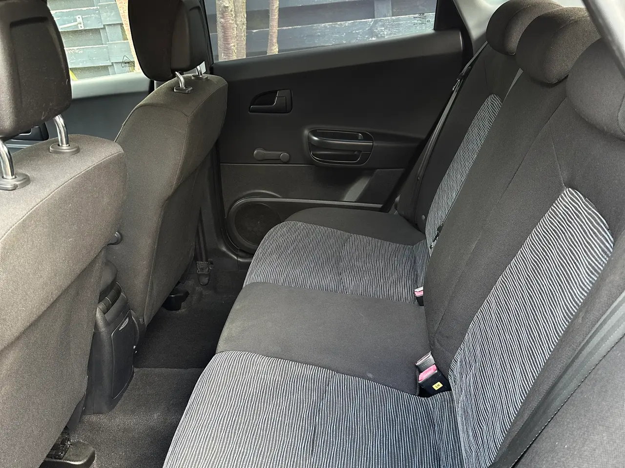 Billede 8 - Nysynet og velholdt Kia Ceed