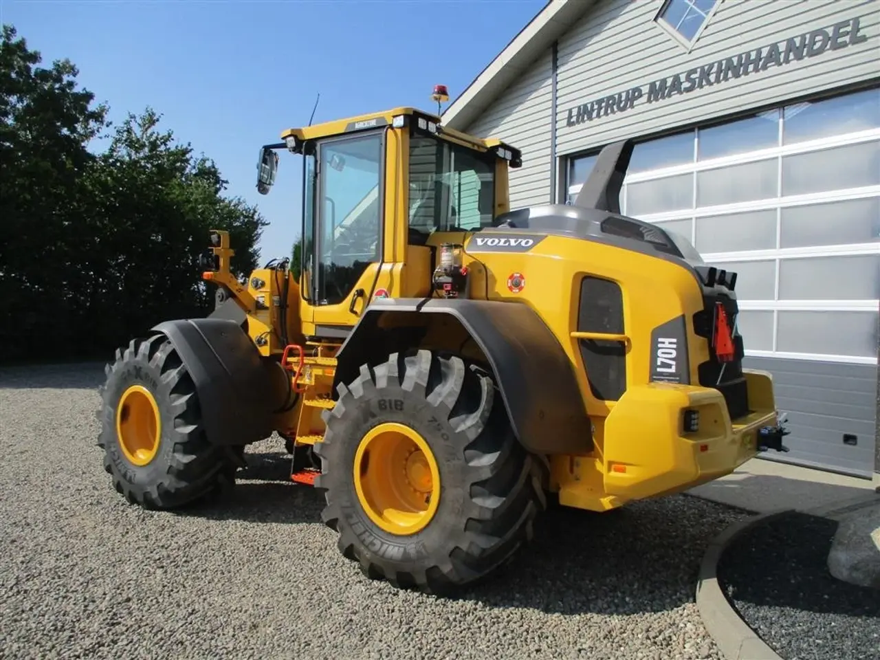 Billede 12 - Volvo L 70 H H2 BEMÆRK MED GARANTI FRA VOLVO FREM TIL DEN 9.9.2026. AGRICULTURE DK-maskine med lang arm, Co-Pilot & med 750mm Michelin MEGA X BIB hjul.