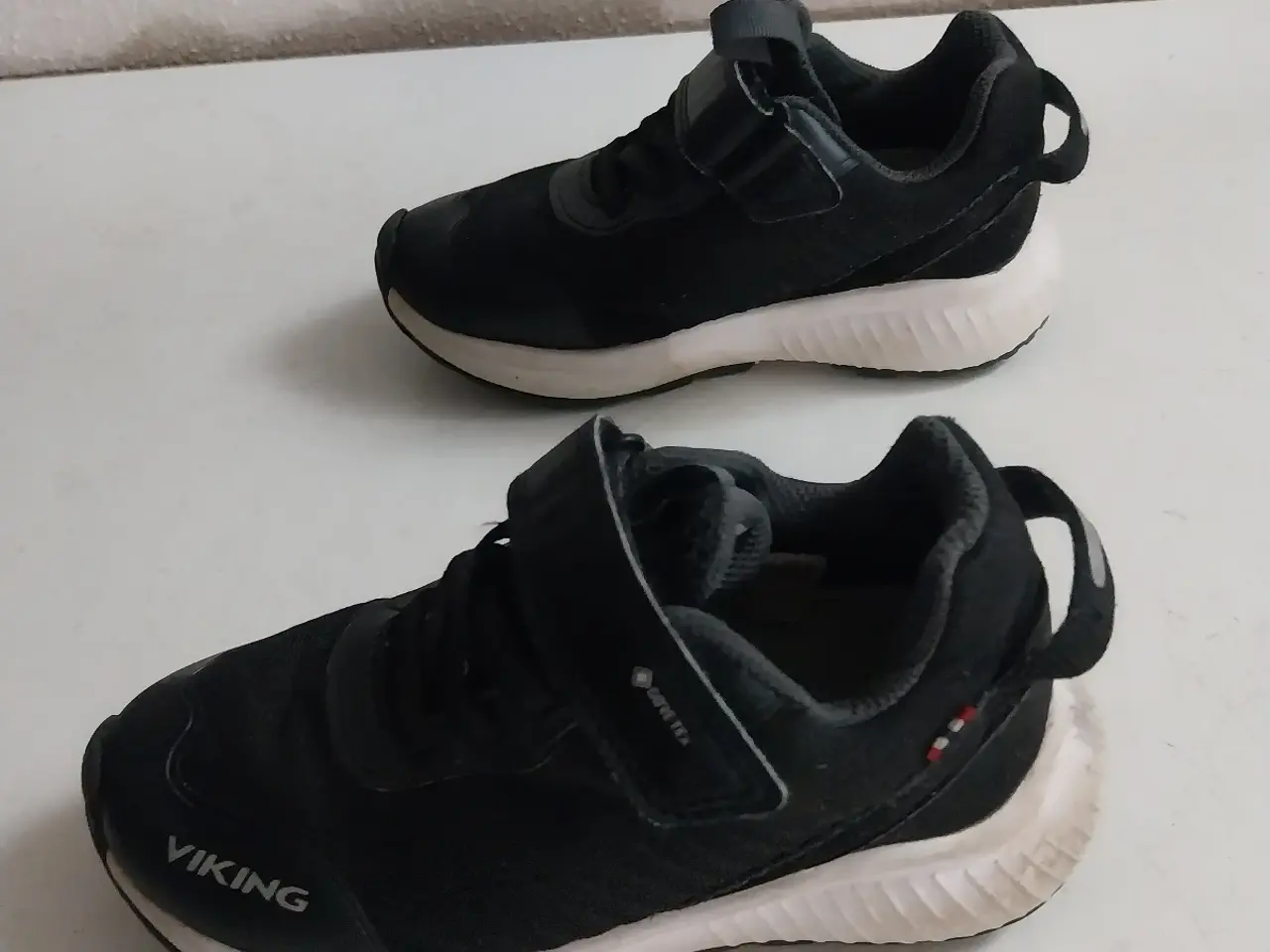 Billede 2 - Viking sneakers str 26