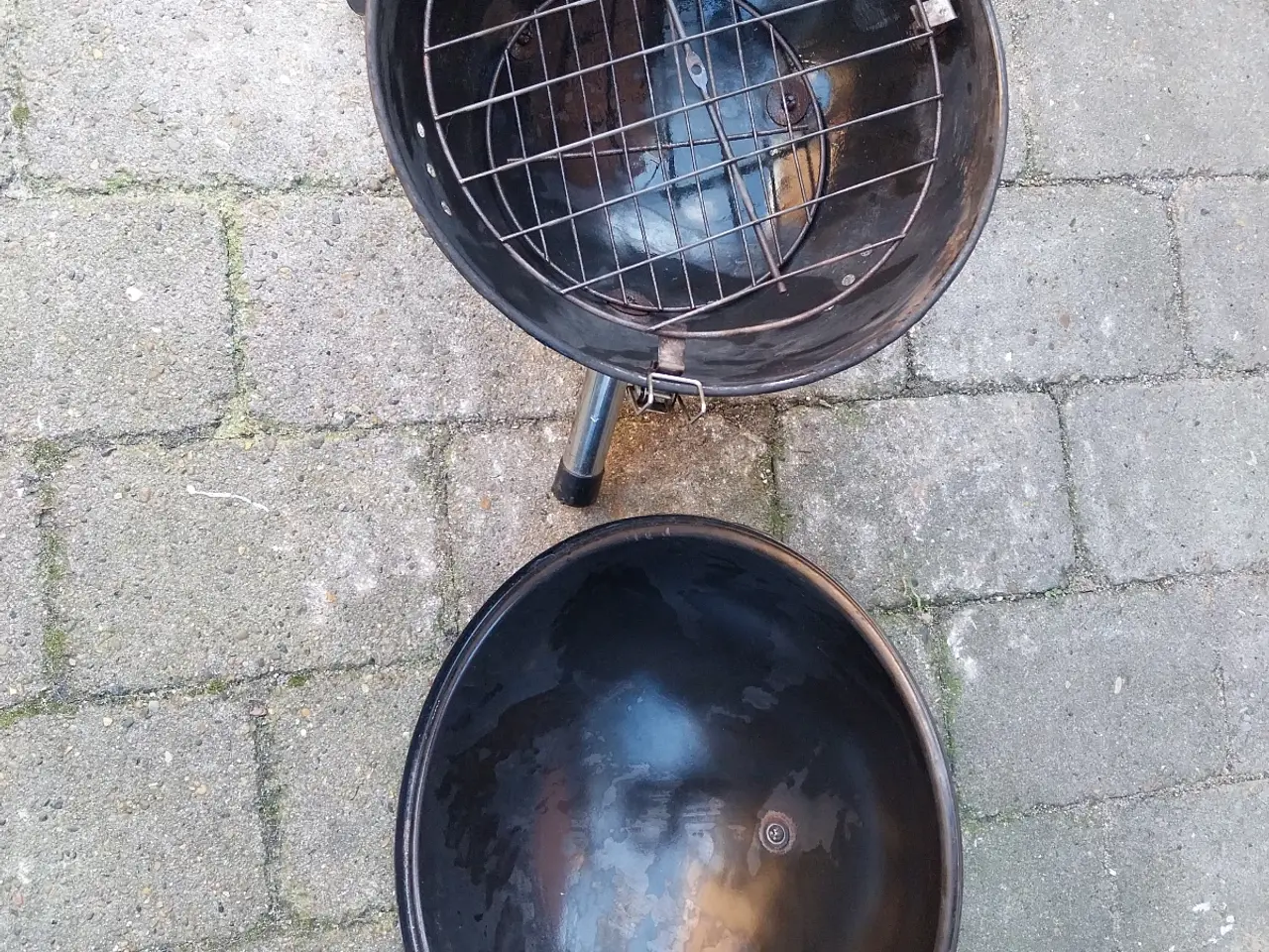 Billede 4 - Mini kuglegrill.  31 cm bred