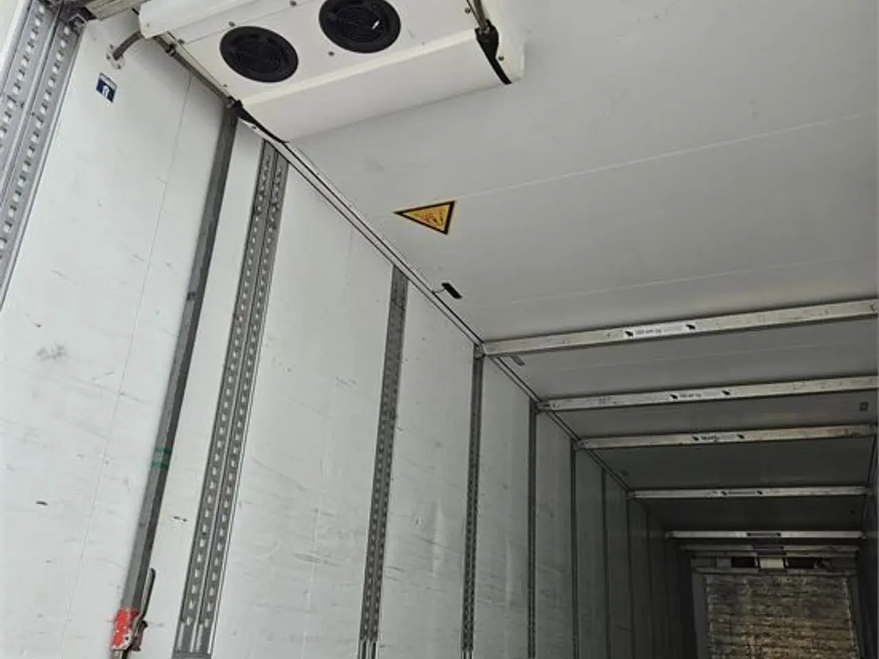 Billede 36 - Schmitz Cargo Bull - SCB*S3B - 3 akslet Køletrailer / refrigerator trailer