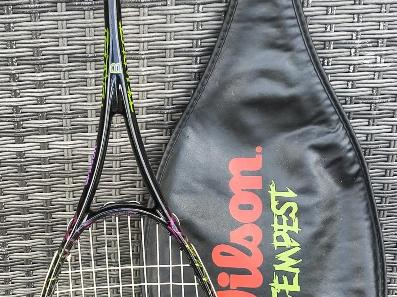 Billede 1 - WILSON TEMPEST GRAPHITE/COMPOSITE, I FLOT STAND