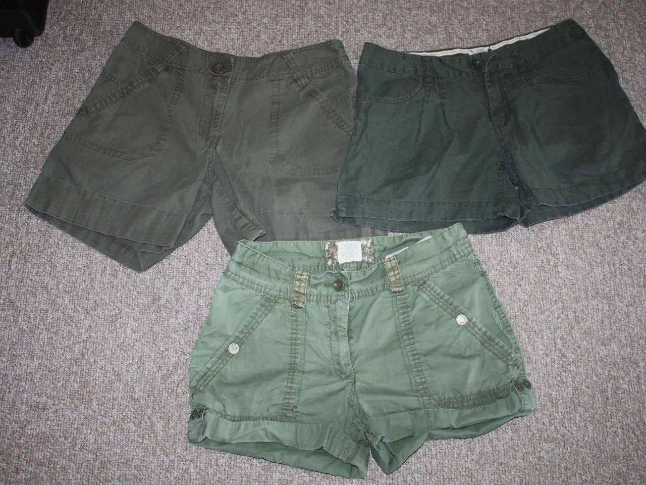 Billede 2 - Shorts str. 38 L.O.G.G, H&M, X-cept