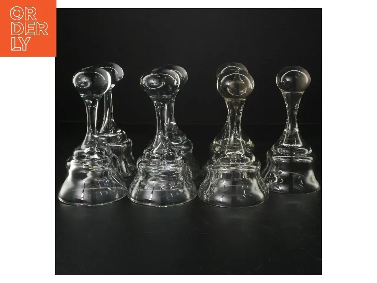 Billede 1 - Glas klokker (str. H. 15,5 cm. ø. 8,5 cm)