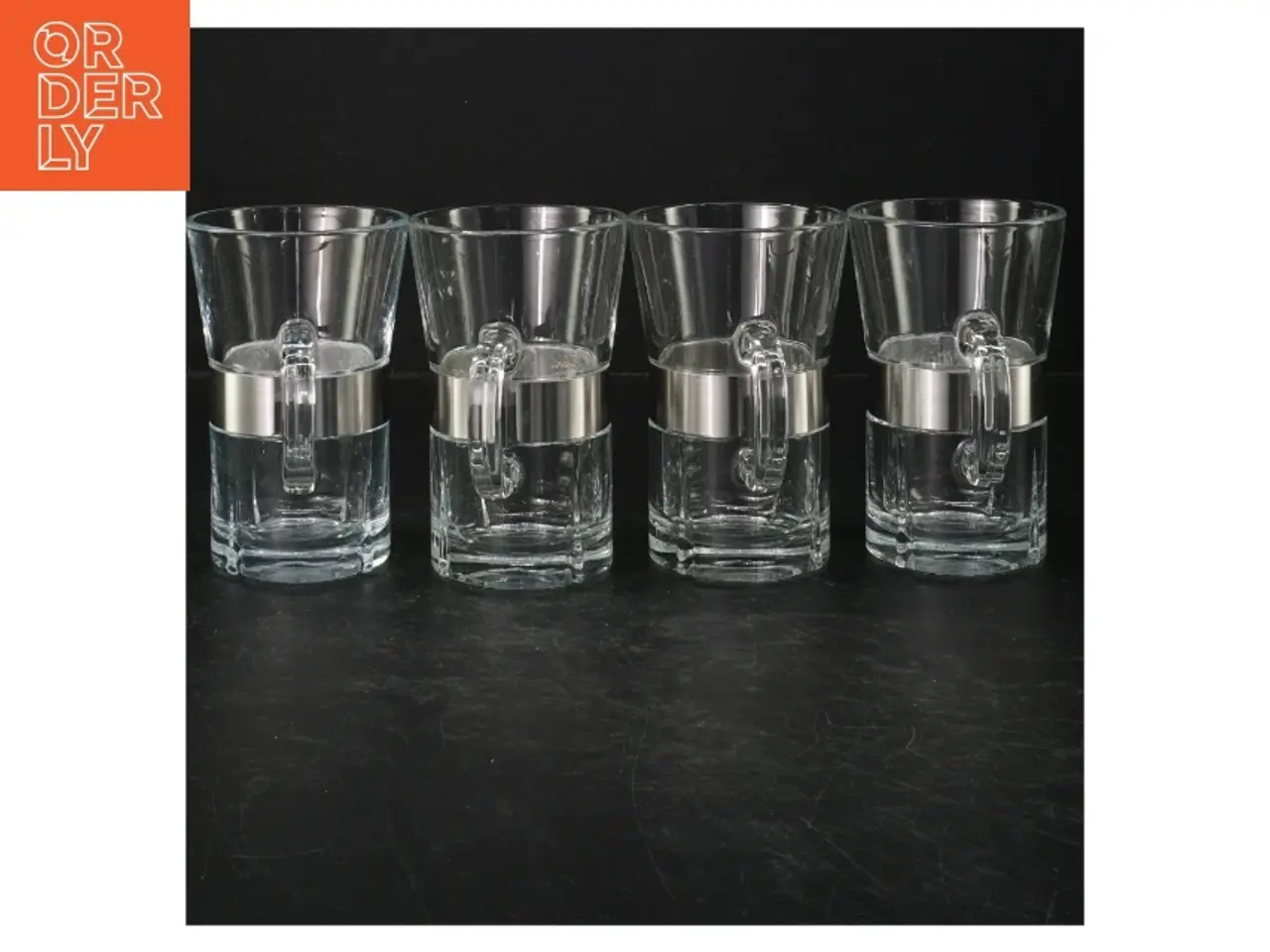 Billede 1 - Glas krus (str. Ø. 7,5 cm. længde. 12 cm)