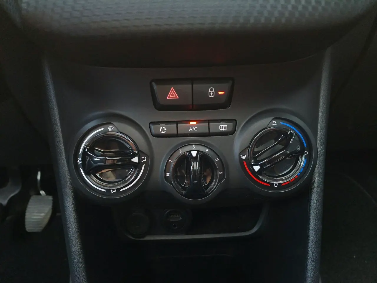 Billede 13 - Peugeot 2008 1,2 VTi Active Sky 82HK