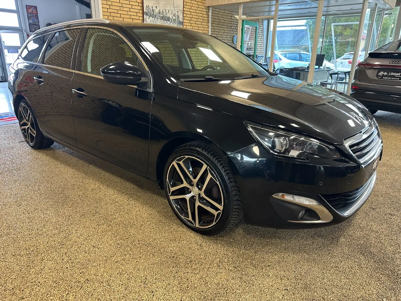 Billede 3 - Peugeot 308 1,2 e-THP 130 Allure SW EAT6