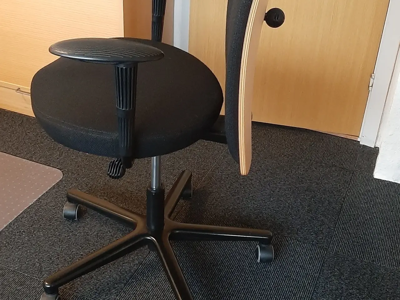 Billede 3 - Smart Kontorstol m. armlæn