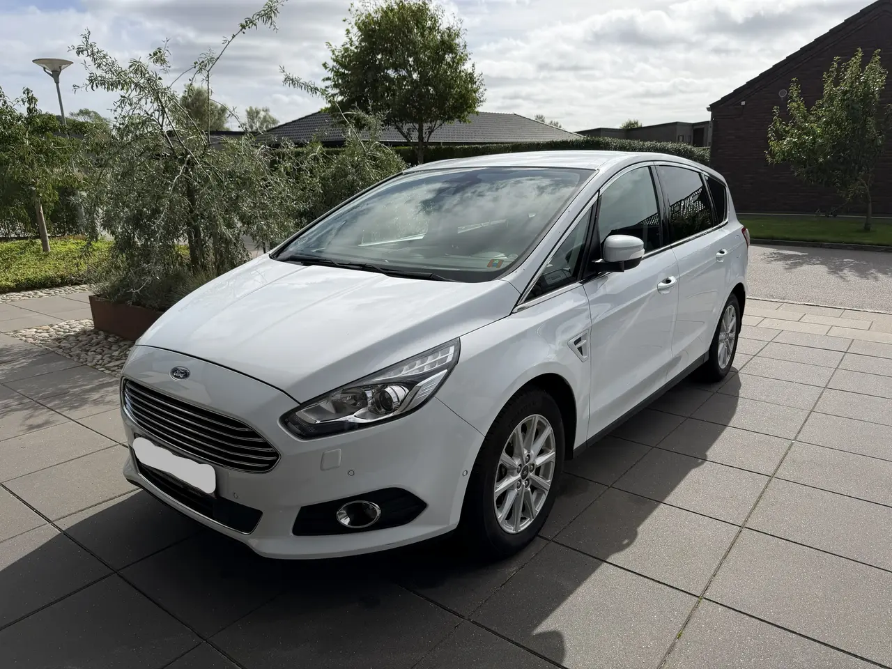 Billede 1 - Ford S-Max, Benzin, 7pers Familiebil i god stand