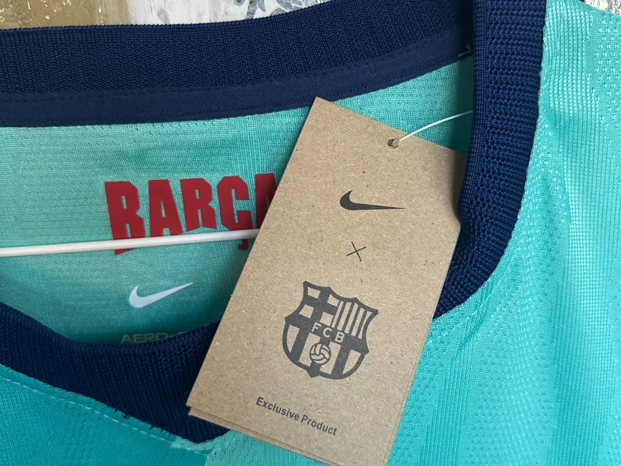 Billede 4 - Helt ny Barcelona 2026 model trøje
