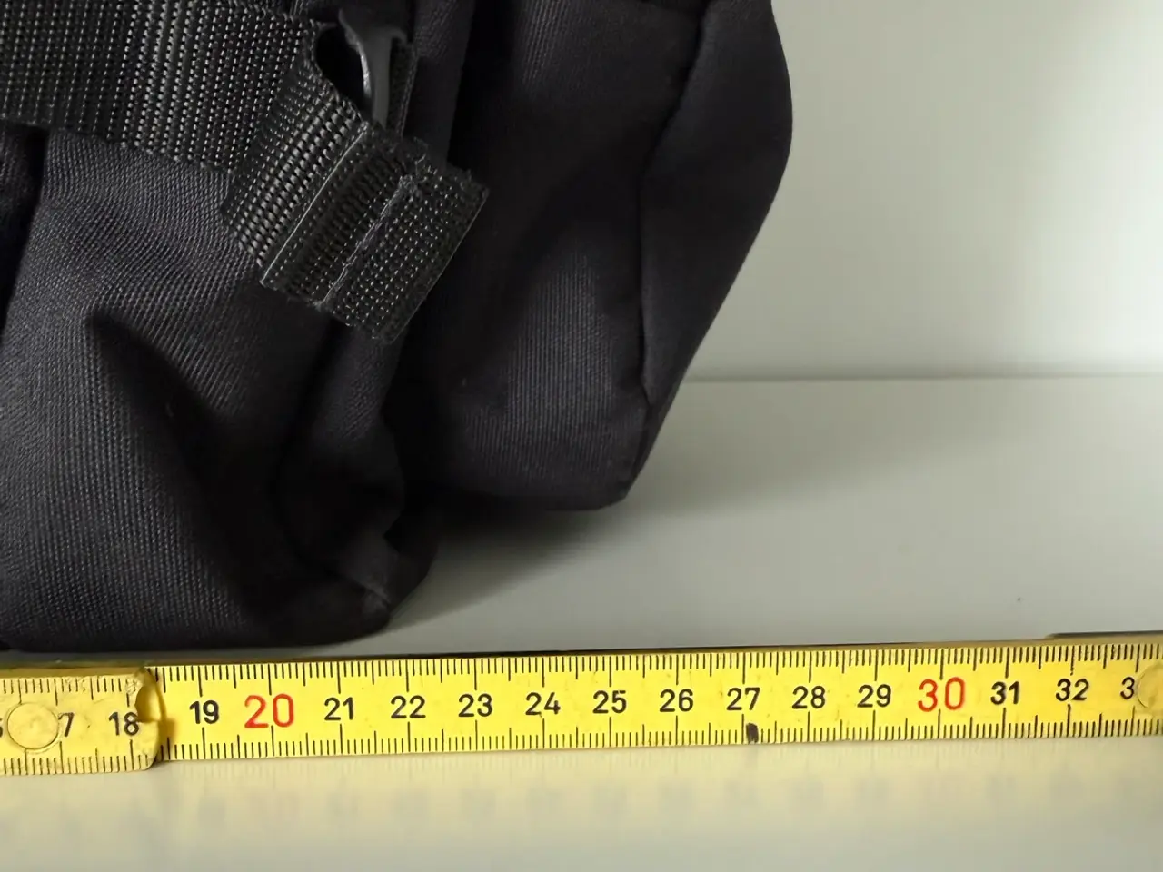 Billede 18 - Eastpak Tutor rygsæk 39L-black, som ny!