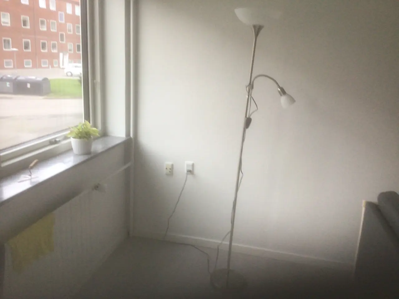 Billede 1 -   Standerlampe 