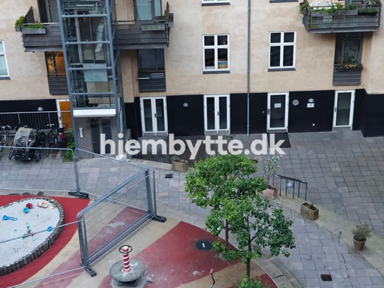 Billede 4 - Hjembytte - DalgasBoulevard