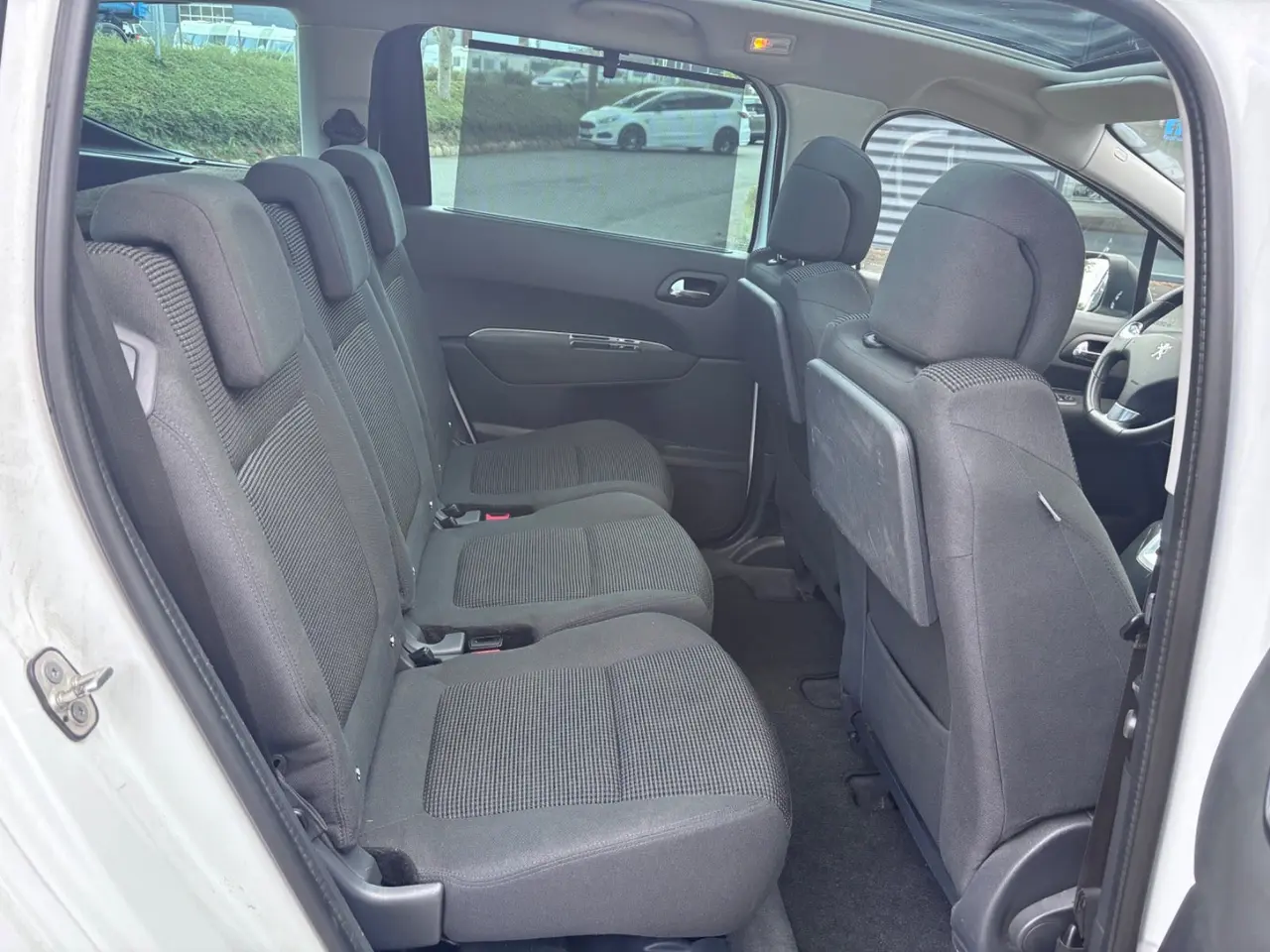 Billede 6 - Peugeot 5008 1,6 e-HDi 114 Style ESG 7prs