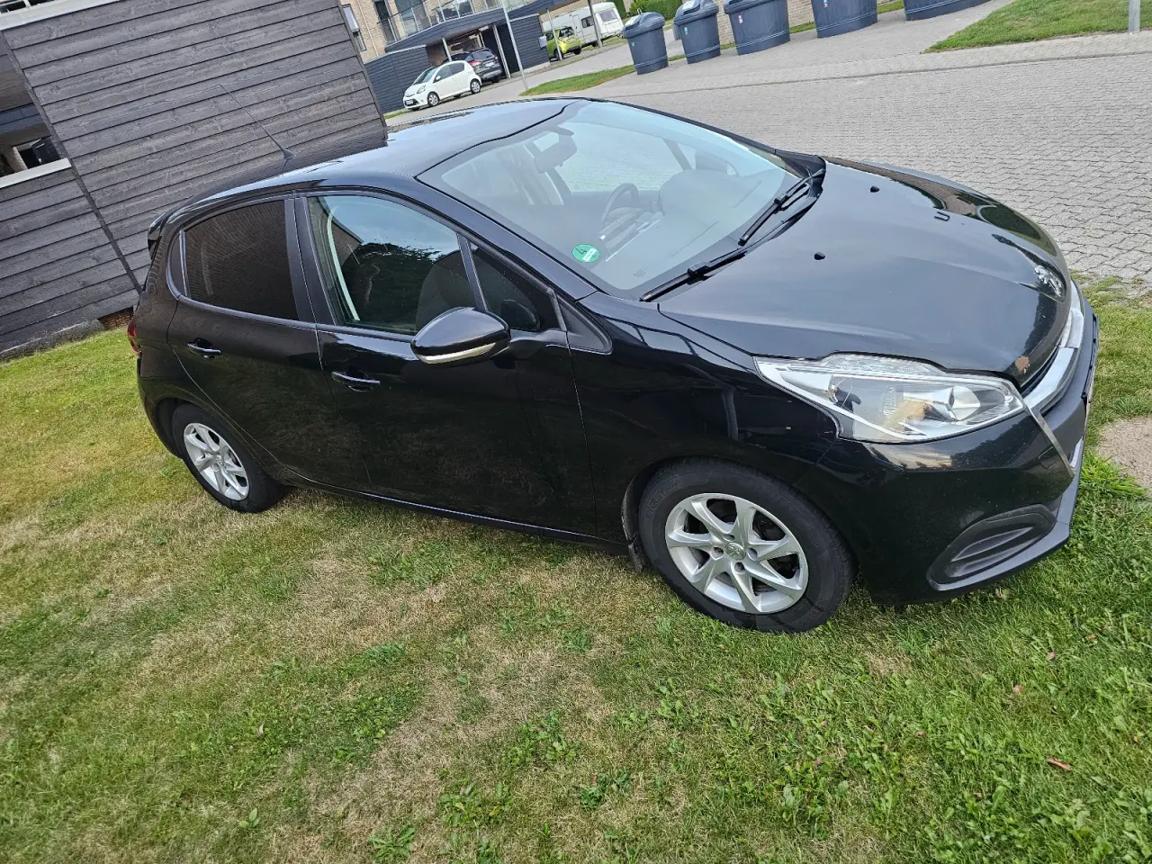Billede 1 - Peugeot 208 årgang 2017