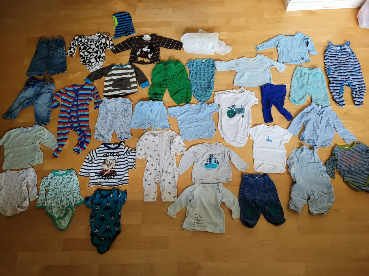 Billede 10 - Babytøj str. 50 - 68