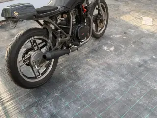 Yamaha xs 400 årg 1983