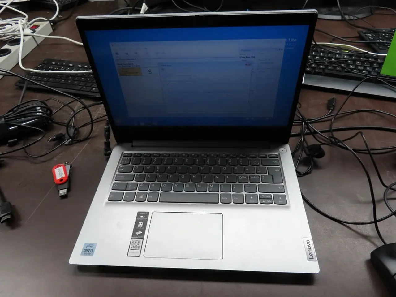 Billede 1 - Bærbar computer LENOVO 14IIL05