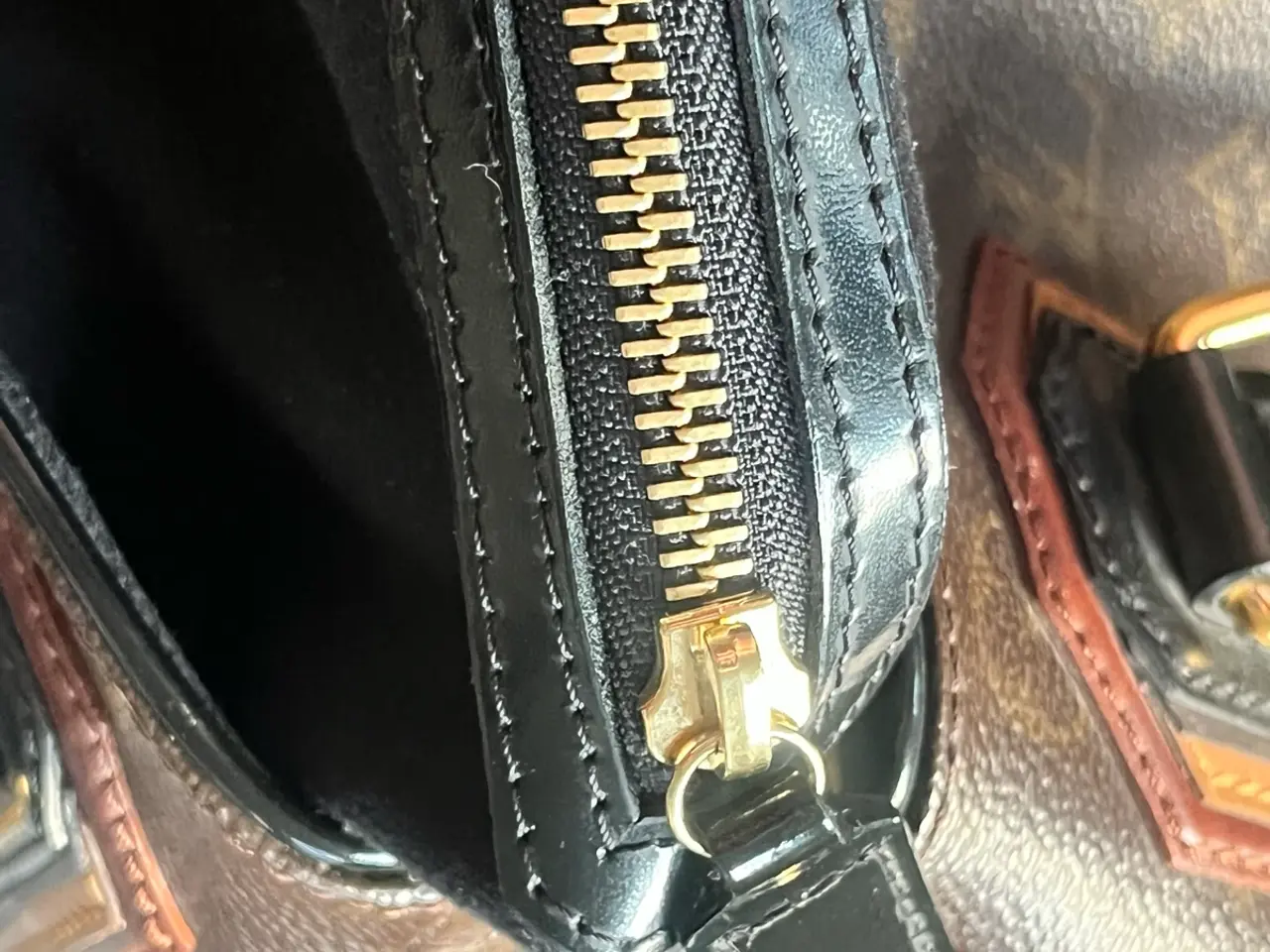 Billede 4 - Louis vuitton taske sælges