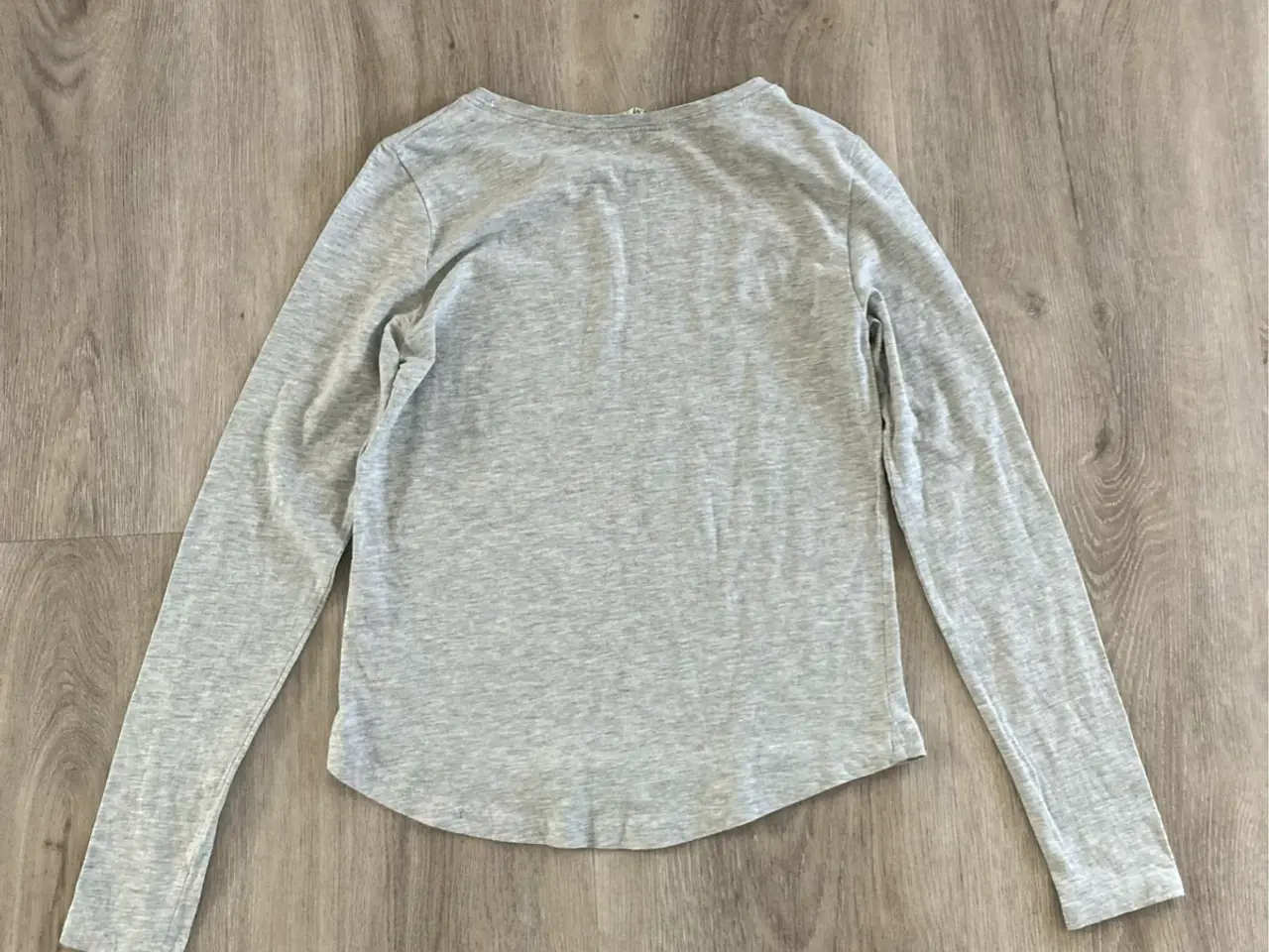 Billede 2 - Tynd bluse str. 146/152