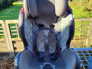 Autostol til 9-36kg, til isofix,brugt af et enkelt