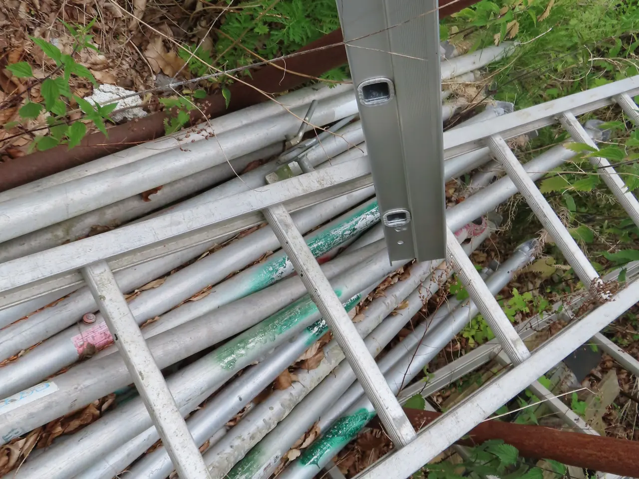 Billede 4 - Barrel med stilladsdele JUMBO