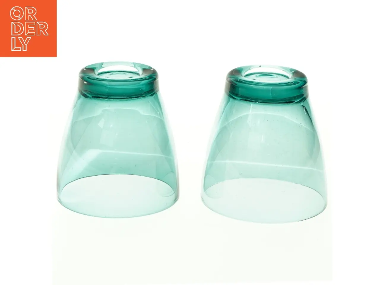 Billede 2 - To drikkeglas (str. 8 cm. ø. 8 cm)