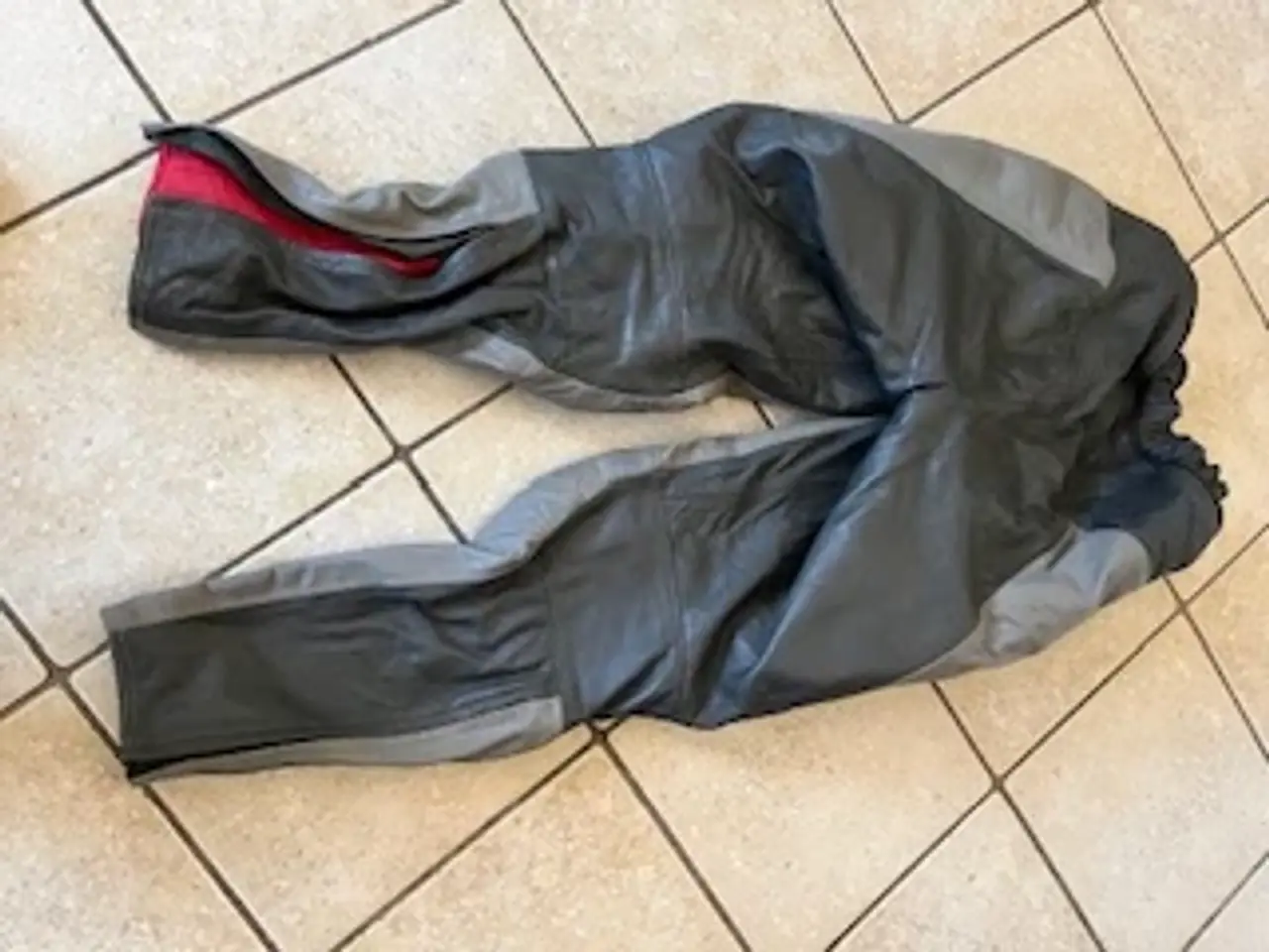 Billede 5 - Diff motorcykel læder jakke og Bukser.