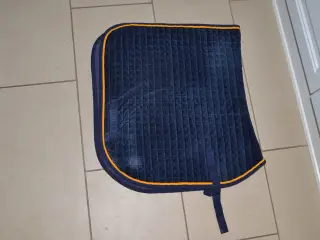 Marineblå dressur underlag 17"