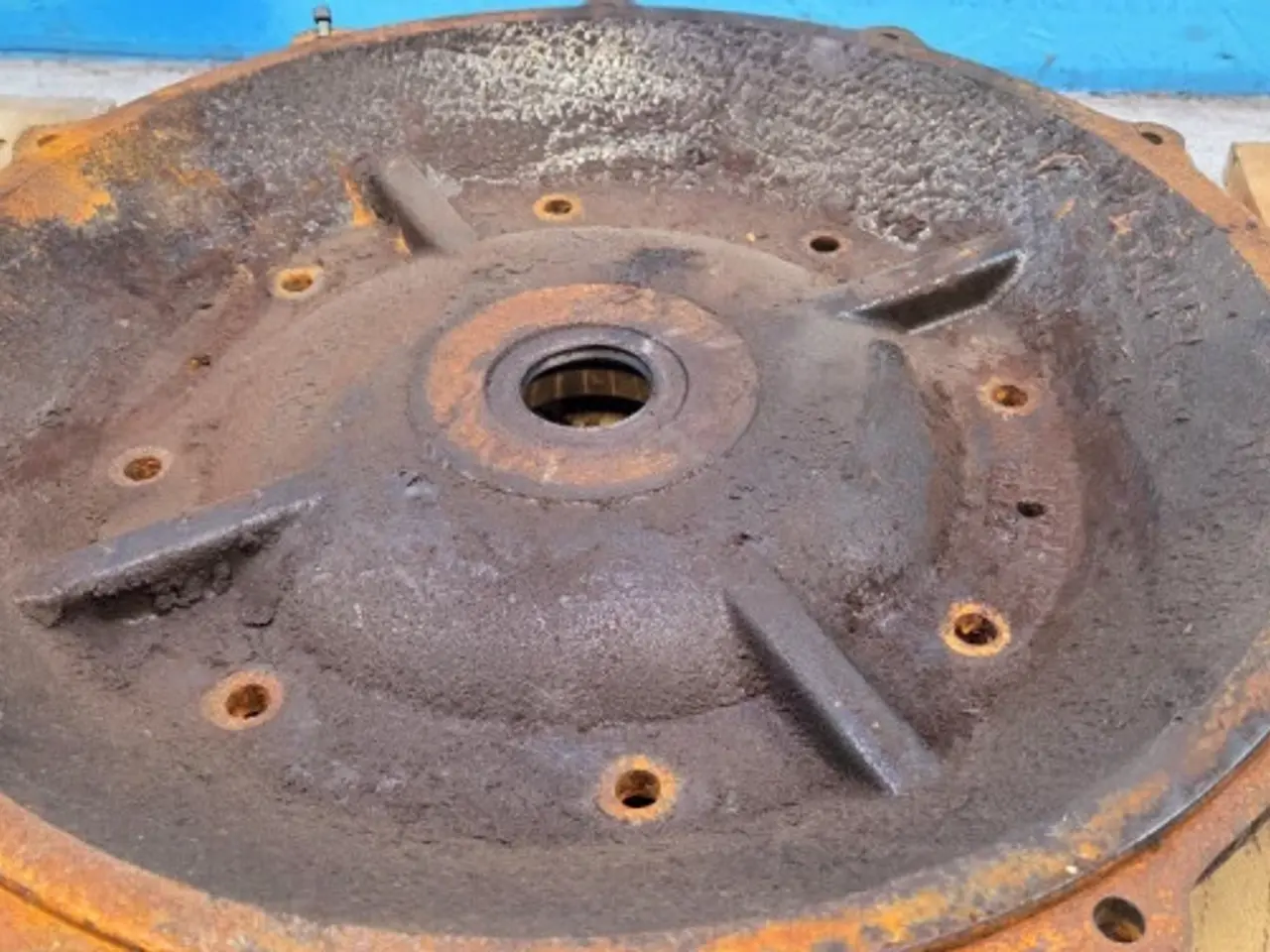 Billede 5 - Iveco Cursor13    Dæksel   397675A1