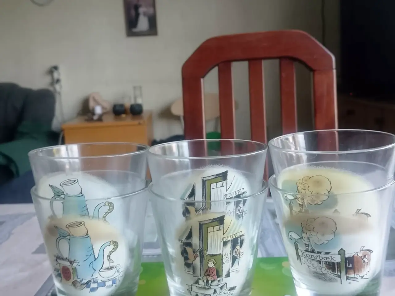 Billede 1 - 6 stk Glas med TV serien matador 