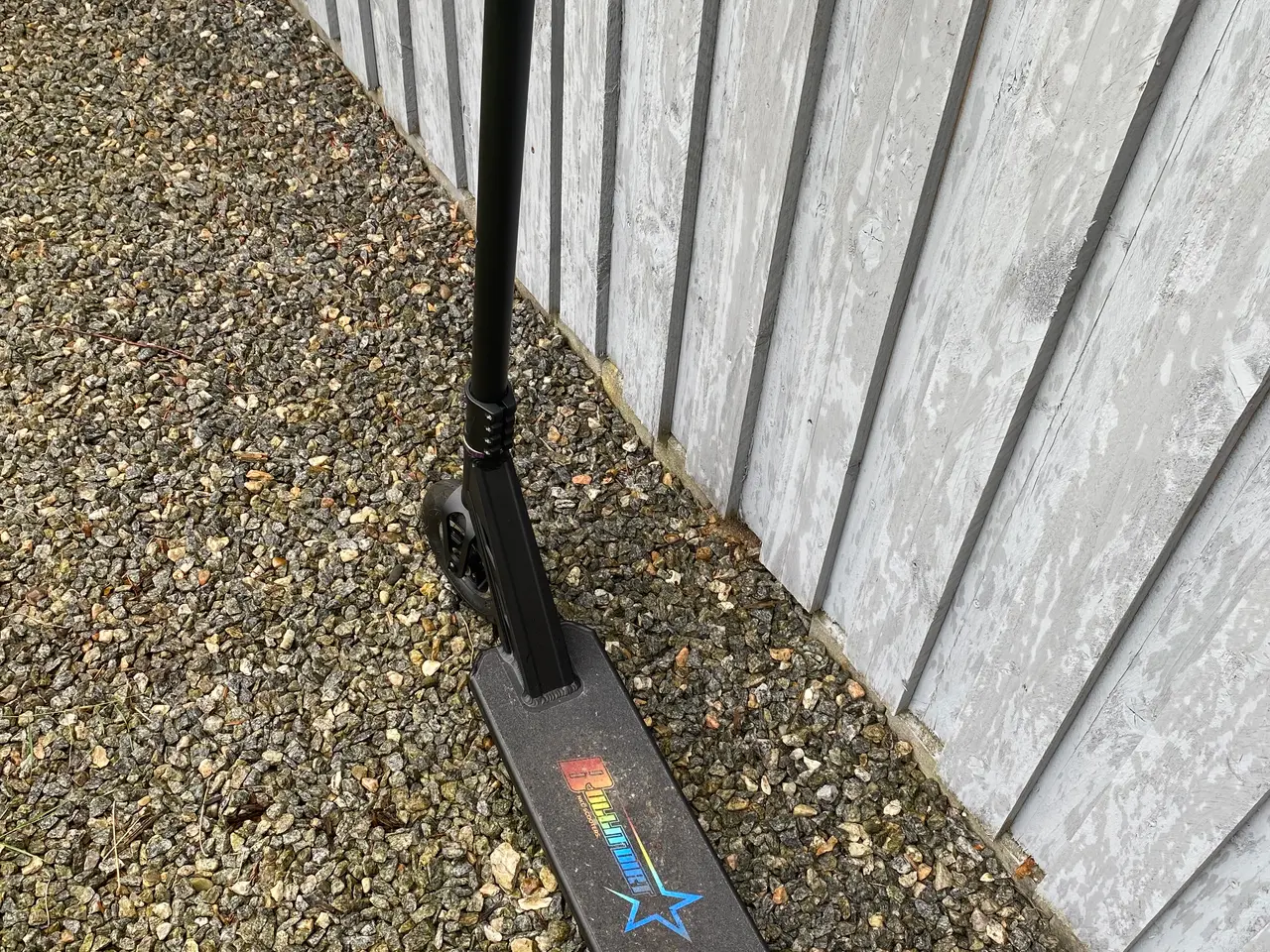 Billede 3 - NKD Bullit Dirt Løbehjul 100 cm.