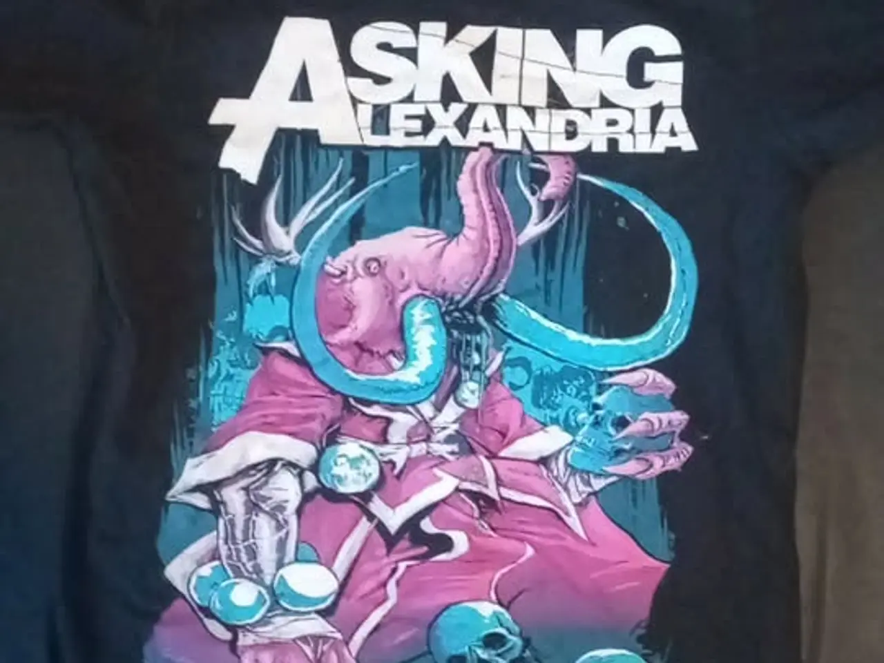Billede 7 - diverse band merch og alternative mærke tøj til sa