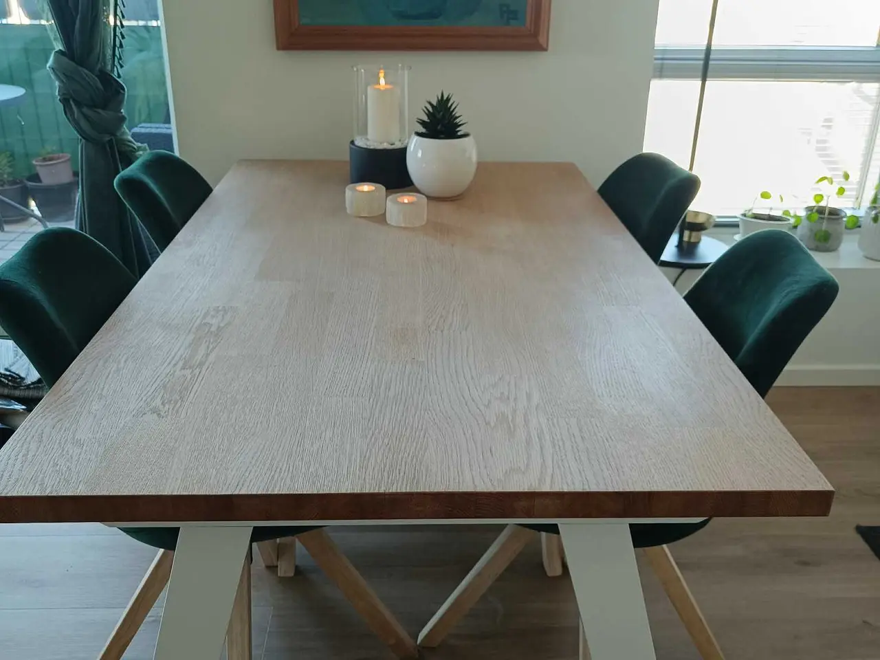 Billede 2 - Spisebord i massiv egetræ. Som ny! 