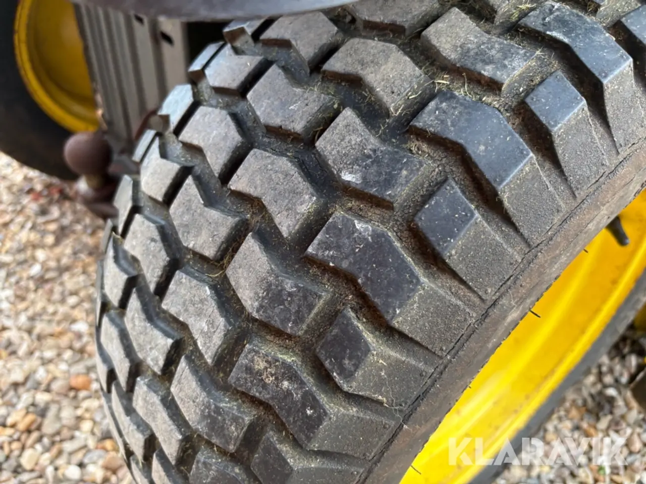 Billede 8 - Græsslåmaskine John Deere X165