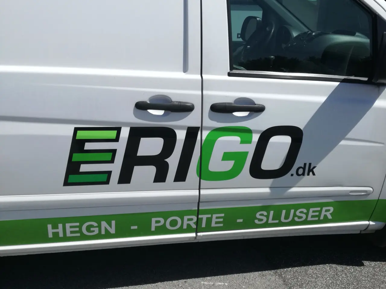 Billede 10 - Få port og dør der matcher   
